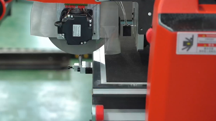 Components of the cutting machine: cutter head