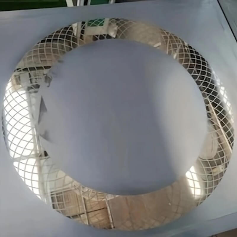 Mobile laser sandblasting machine