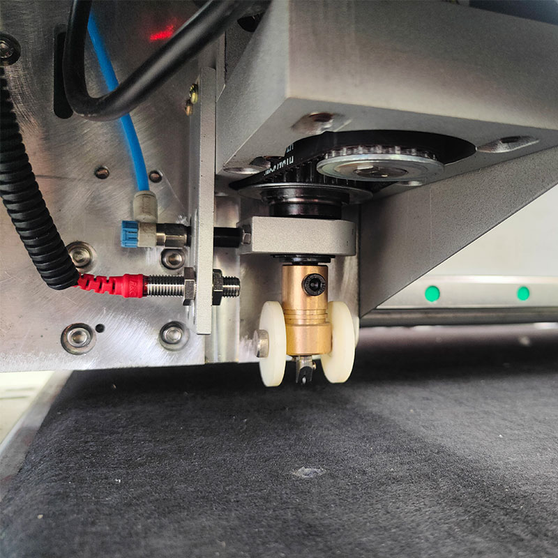 Glass Cuting Machine